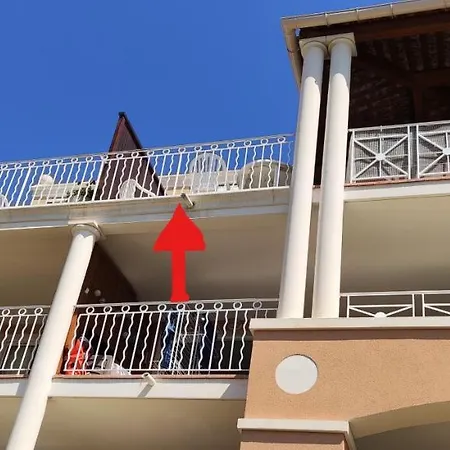 5 People With Beautiful Sea View Apartment Drammont